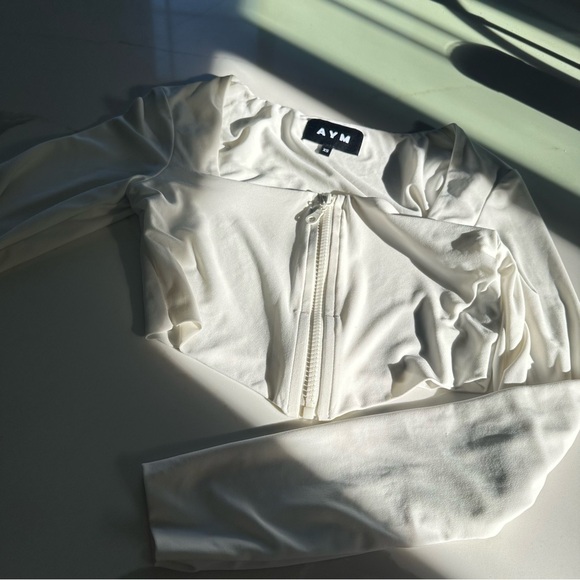 AYM Studio Loyal Crop top - Picture 4 of 9